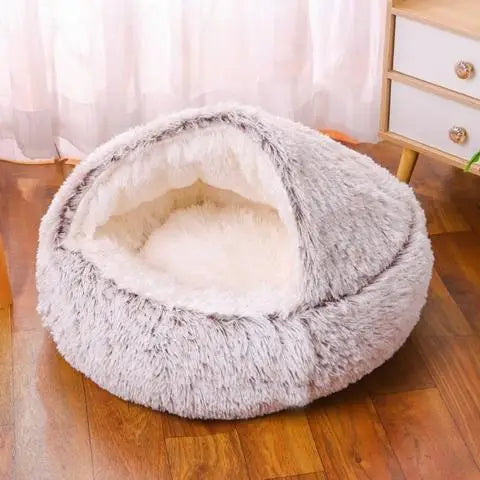Coussin chat lit en peluche douce semi-fermé café