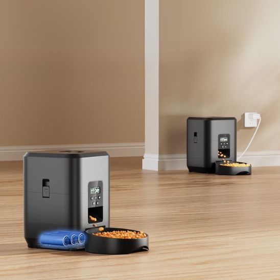 distributeur croquettes chat compact élégant alimentation double