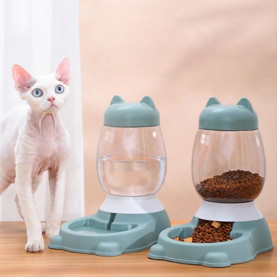 distributeur de croquettes pour chat gravité plastique