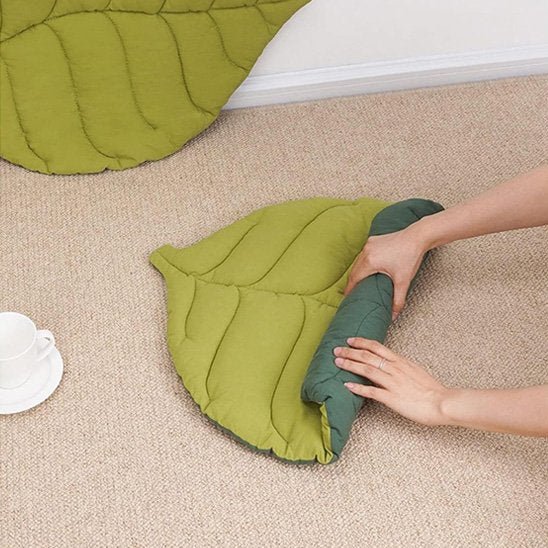 Coussin chat pliable en forme de feuille facile à transporter