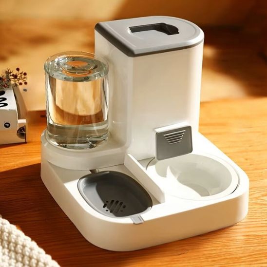 distributeur croquettes chat deluxe ensemble bouteille eau nourriture