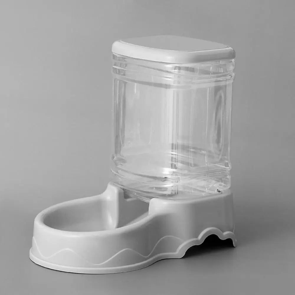 distributeur d'eau pour chat gravité couleur gris