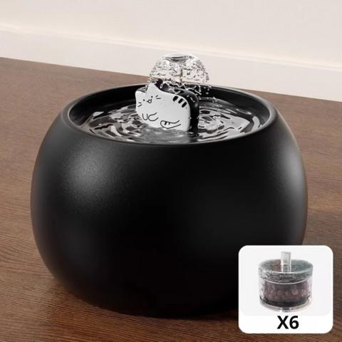 Fontaine à eau pour chat céramique silencieuse noire avec eau en mouvement