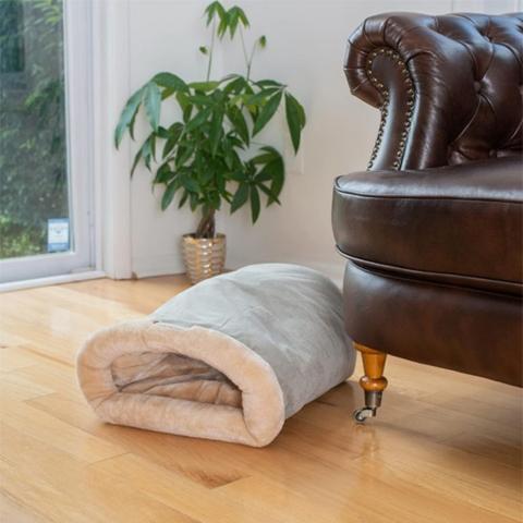 Panier pour chat cocooning sac couchage suédine fausse fourrure