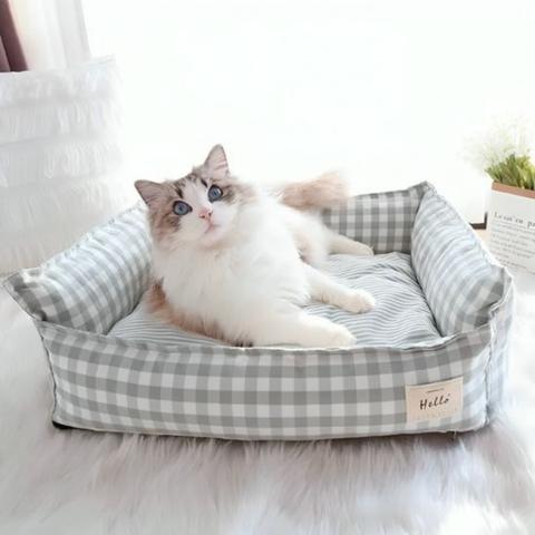 Panier pour chat vichy sauge moelleux ergonomique antidérapant